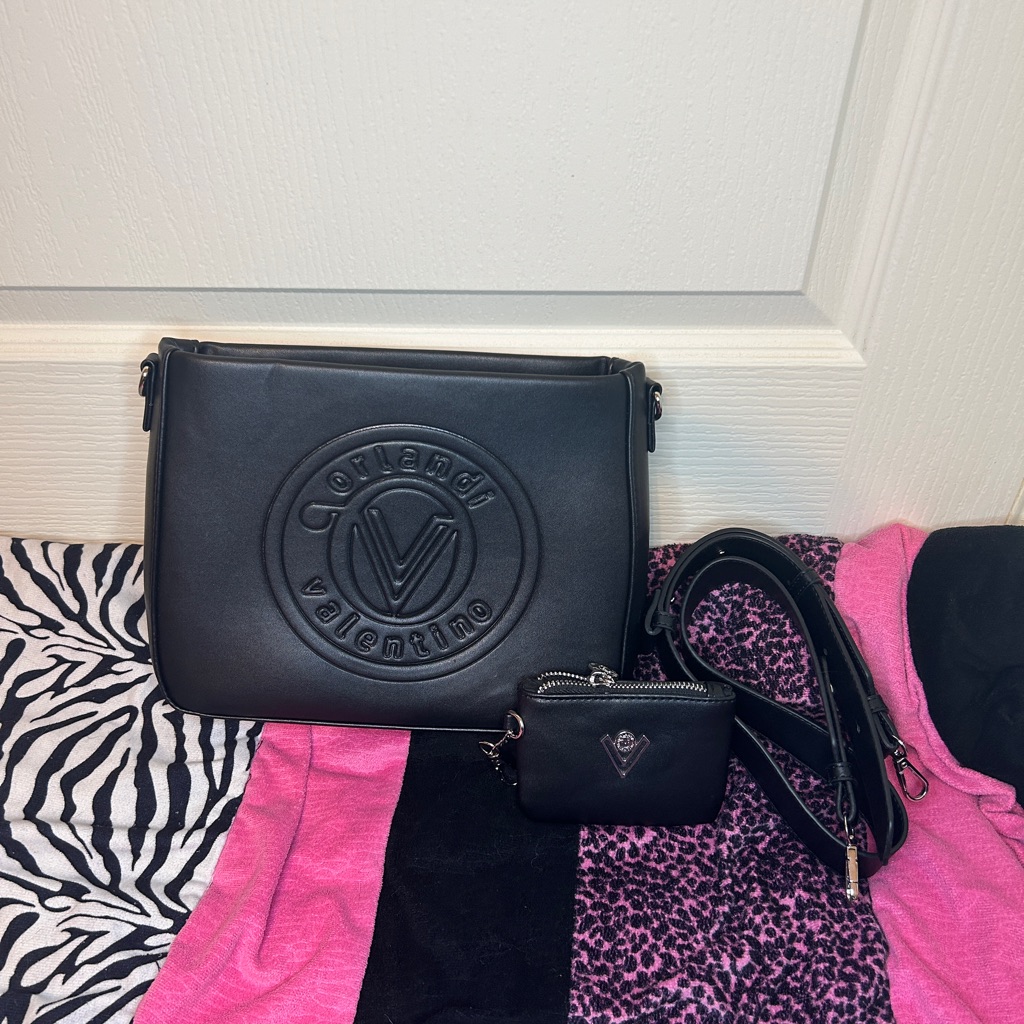 Orlandi Valentino Black Crossbody With Wallet Included
